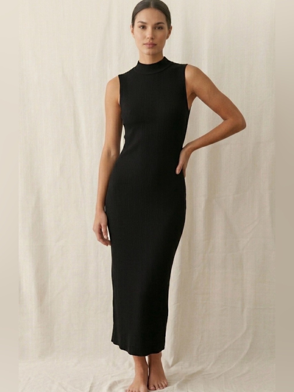 Leith women’s size M Black Ribbed Mock Neck Sleeveless Midi Dress (E76)